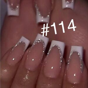 Read description 24pc press on nails